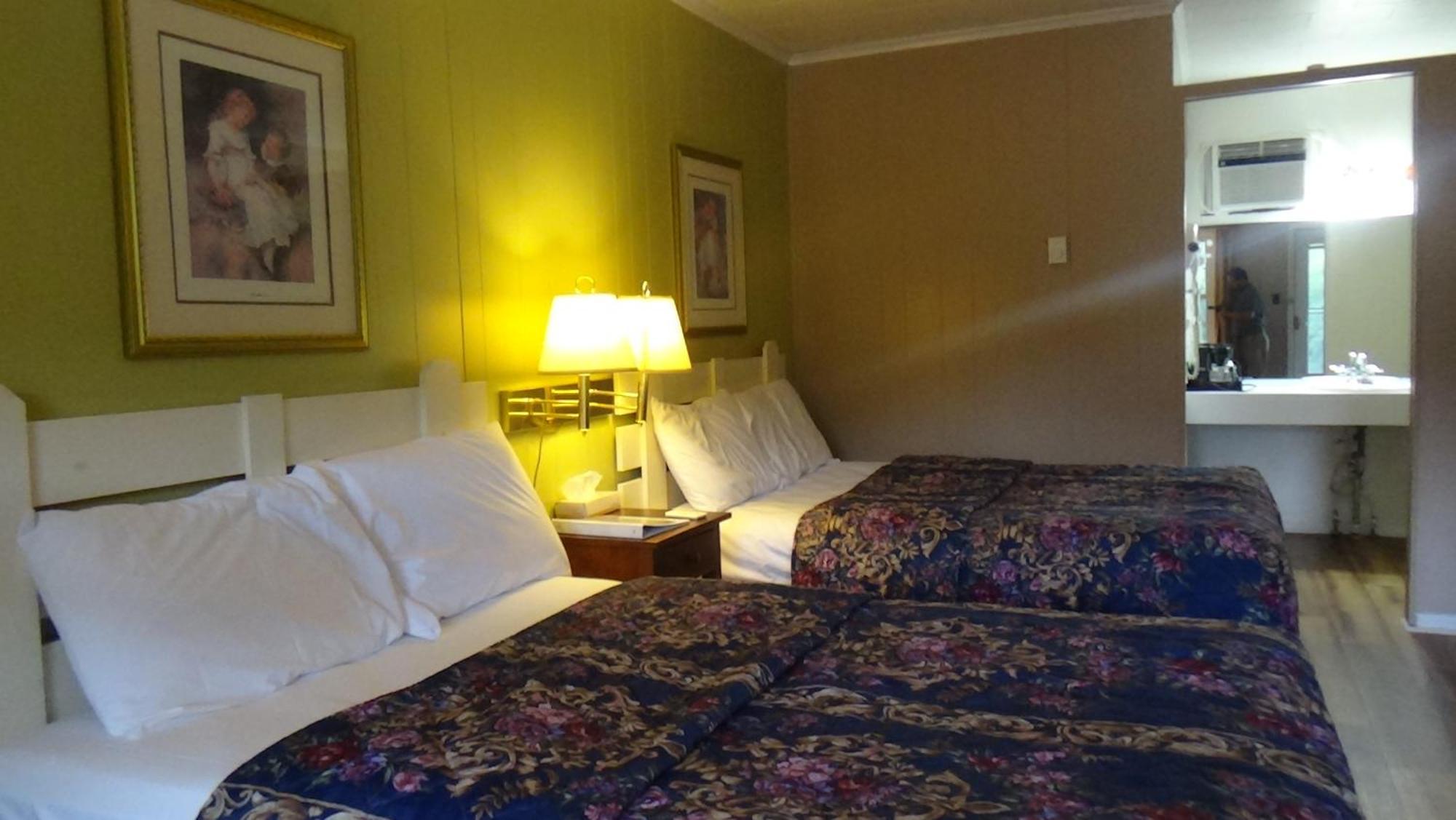 הוט ספרינגס Roseloe Motel מראה חיצוני תמונה