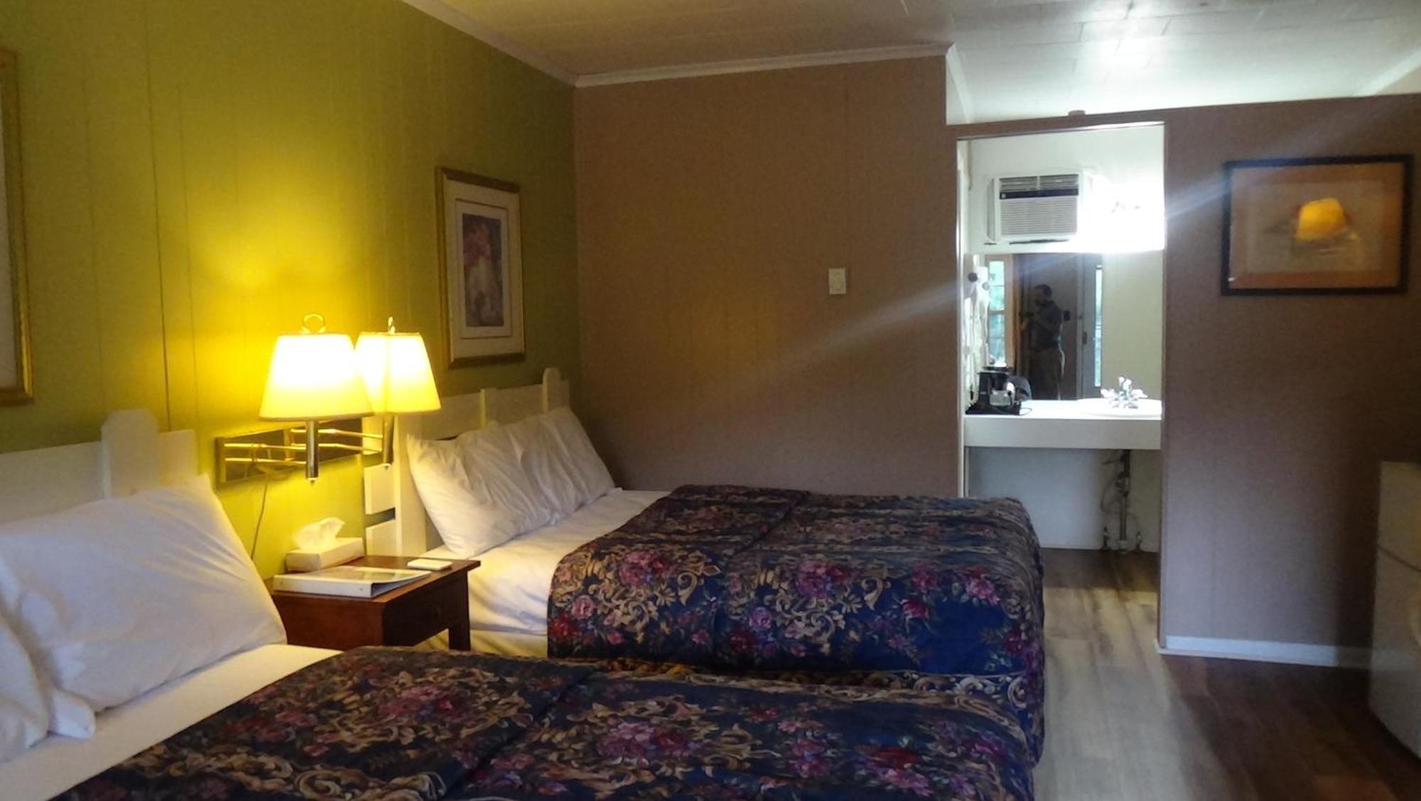 הוט ספרינגס Roseloe Motel מראה חיצוני תמונה